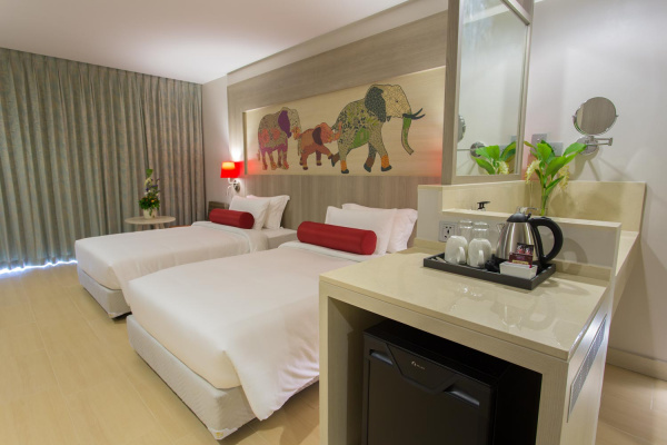 Ramada Phuket Deevena, 4-star hotel