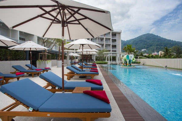 Ramada Phuket Deevena, 4-star hotel